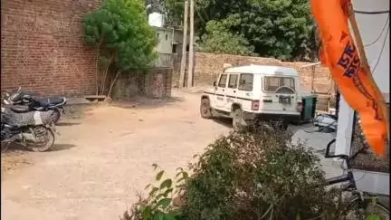 उचेहरा: वार्ड 1 कटरा स्टेशन में सूने घर से अज्ञात चोर नगदी और जेवरात ले उड़े, पुलिस जांच में जुटी
