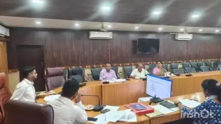 ধেমাজি: জিলা সদৰত বসুন্ধৰা ৩.০ সন্দৰ্ভত গুৰুত্ব পূৰ্ণ পৰ্যালোচনা সভা, উপস্থিত জিলা আয়ুক্ত