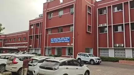 খড়গপুর ১: ১৫ জুলাই থেকে রেলওয়ে তৎকাল টিকিট কাটতে দিতে হবে ওটিপি, খড়্গপুরে জানালেন ডিভিশনাল আধিকারিকরা