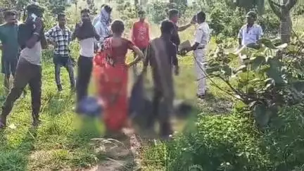 आदित्यपुर गम्हरिया: स्वरूपडीह फुटबॉल मैदान में मिला शव, मृतक के बेटे ने दो लोगों पर हत्या का आरोप लगाया