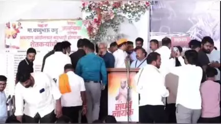 अमरावती: मोझरीत माजी आमदार बच्चू कडू यांच्या अन्नत्याग आंदोलनाला मंत्री संजय राठोड यांची भेट