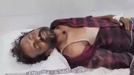 నగరంలోని డీ మార్ట్ సమీపంలో ద్విచక్ర వాహనం ఢీకొని కార్మికుడికి గాయాలు