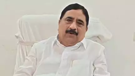 రాయదుర్గం: బళ్ళారి-చిక్కజాజూరు రైల్వే లైన్ డబ్లింగ్ పనులకు కేంద్ర మంత్రి వర్గం ఆమోదం తెలపడంపై హర్షం వ్యక్తం చేసిన MLA శ్రీనివాసులు