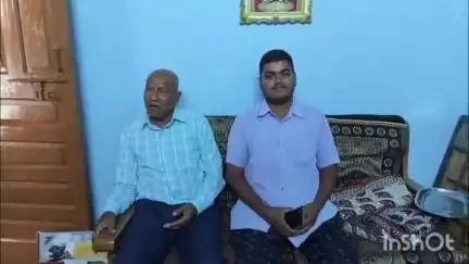 दुर्ग: पब्लिक एप की खबर का असर, ग्राम खमरिया के रोजगार सहायक जीवेश साहू को जारी हुआ कारण बताओ नोटिस