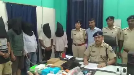 सुपौल: सुपौल पुलिस ने चोरी की 3 घटनाओं का किया पर्दाफाश, 5 अपराधी गिरफ्तार, प्रेस कॉन्फ्रेंस में दी जानकारी