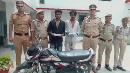 नवाबगंज: कोतवाली नगर पुलिस ने लूट और चोरी की 3 घटनाओं का सफल अनावरण करते हुए 2 अभियुक्तों को किया गिरफ्तार