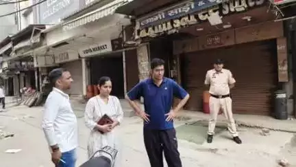 रोहतक: नगर निगम आयुक्त आनंद कुमार ने कहा, अशोका चौक व छोटू राम चौक पर गंदगी फैलाने वालों के होंगे चालान