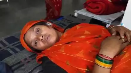 छतरपुर नगर: नौगांव के देवपुर में पंचायत के दौरान खूनी झड़प, 3 घायल, फायरिंग का भी आरोप