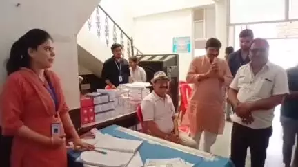 बड़वाह: बड़वाह के वार्ड 11 व 13 में न.पा. व श्री साईं हॉस्पिटल के तत्वाधान में स्वास्थ्य शिविर सम्पन्न