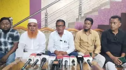 ধুবুৰী ভাগ: ধুবুৰীৰ সাম্প্ৰতিক পৰিস্থিতিক চহৰত সদৰ সমষ্টিৰ বিধায়ক নজৰুল হকৰ সংবাদমেল