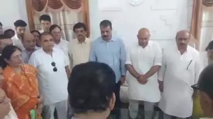 बालाघाट: बालाघाट पहुंचे नेता प्रतिपक्ष उमर सिंघार, विमान दुर्घटना के चलते संगठन सृजन अभियान के सभी कार्यक्रम रद्द