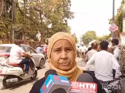 बरेली: शाही थाना क्षेत्र की महिला ने दबंगों और पुलिस पर लगाया आरोप, कहा- उसे और उसके बेटों को कर रहे हैं परेशान