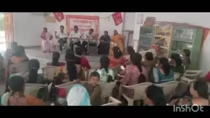 भद्रावती: हुतात्मा स्मारक येथे जिल्हा अधिवेशन नियोजनाबाबत भाकपची तालुका बैठक.