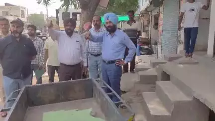ਵਿਧਾਇਕ ਡਾਕਟਰ ਚਰਨਜੀਤ ਸਿੰਘ ਨੇ ਮੋਰਿੰਡਾ ਵਿਖੇ ਵਿਕਾਸ ਕਾਰਜਾਂ ਦਾ ਲਿਆ ਜਾਇਜ਼ਾ, ਅਧਿਕਾਰੀਆਂ ਨੂੰ ਦਿੱਤੀਆਂ ਵਿਸ਼ੇਸ਼ ਹਦਾਇਤਾਂ