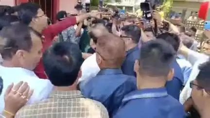 ধুবুৰী ভাগ: তিনি নং ৱাৰ্ড স্থিত হনুমান মন্দিৰ পৰিদৰ্শন মুখ্যমন্ত্ৰীৰ