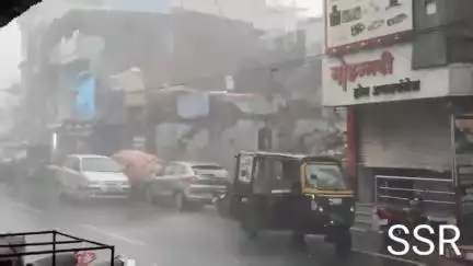 रतलाम नगर: रतलाम में शाम को तेज हवा के साथ बारिश, गर्मी से मिली राहत
