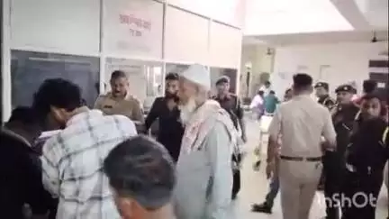 बिजनौर: बिजनौर जिला मेडिकल हॉस्पिटल में डायलिसिस के दौरान एक मरीज की मौत, परिजनों ने स्टाफ पर लगाया लापरवाही का आरोप
