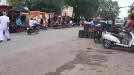 रायपुर: रायपुर पुलिस ने रायपुर और चंवली में शराब पीकर वाहन चलाने और शांतिभंग के अलग-अलग मामलों में 2 आरोपियों को किया गिरफ्तार