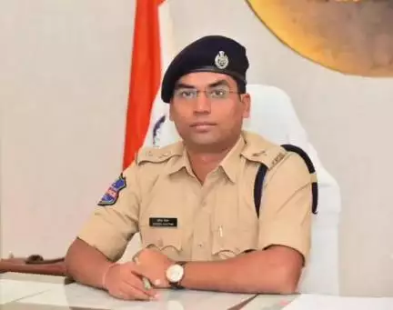 నారాయణపేట్: మహిళల రక్షణే షీ టీం లక్ష్యం, ఆపద ఎదురైతే పోలీసులను ఆశ్రయించాలి: ఎస్పీ యోగేష్ గౌతమ్