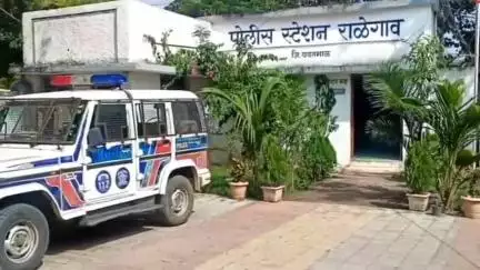 राळेगाव: राळेगाव पोलिसांची गोपाल नगर पारधी बेडा येथे गावठी हातभट्टी दारूवर धाड