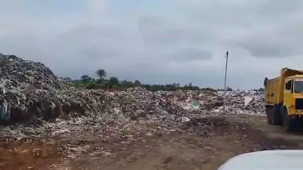కుప్పం: పట్టణంలోని కంపోస్ట్ యార్డును పరిశీలించిన మున్సిపల్ కమిషనర్ శ్రీనివాసరావు