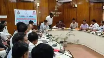 करौली: कलेक्ट्रेट सभागार में जिला कलेक्टर की अध्यक्षता में जिला स्तरीय सीएसआर कार्यशाला सम्पन्न हुई