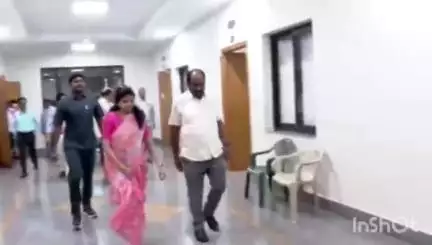 హనుమకొండ జిల్లా కలెక్టర్ గా బాధ్యతలు స్వీకరించిన స్నేహ శబరీష్ హనుమకొండ జిల్లా నూతన కలెక్టర్ గా స్నేహ శబరీష్