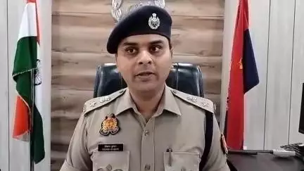 बलरामपुर जनपद में तुलसी पुर पुलिस ने जंगली खैर काटने वाले एक दर्जन से अधिक लोगों को गिरफतार कर जेल भेजने का दावा किया पु