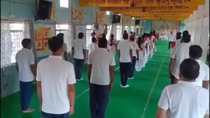 बनखेड़ी: बनखेड़ी में आचार्य अभ्यास वर्ग का दूसरा दिन पूरा, विमान दुर्घटना के शोक में सरस्वती विद्यालय परिवार ने दी श्रद्धांजलि