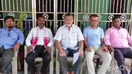 बरगढ़: बड़गड़ में स्वास्थ्य व्यवस्था चरमराई, झामुमो ने प्रभारी डॉक्टर पर मनमानी का लगाया आरोप