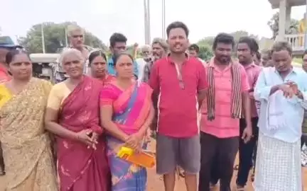 దళిత కాలనీ పై అగ్రవర్ణాల పెత్తనం సహించం: నాగులూరు దళితవాడలో దళితుల హెచ్చరిక
