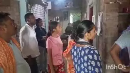 मदनपुर: मिठाइयां गांव में अज्ञात चोरों ने एक घर से लाखों रुपये की संपत्ति की चोरी, पीड़िता ने थाने में दिया आवेदन