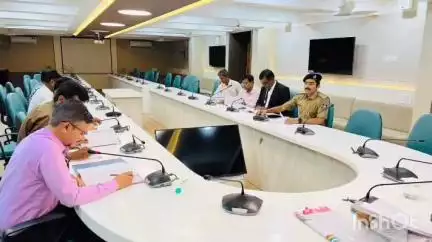 કલેકટરની અધ્યક્ષતામાં અનુ.જનજાતિ તકેદારી સમિતિની બેઠક યોજાઈ