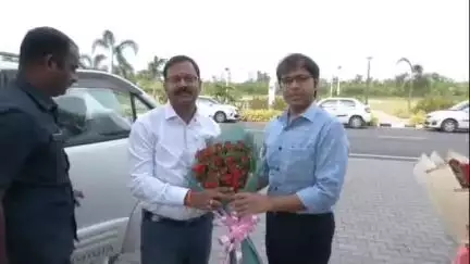 నిజామాబాద్ సౌత్: జిల్లా కలెక్టర్ గా బాధ్యతలు స్వీకరించిన వినయ్ కృష్ణారెడ్డి