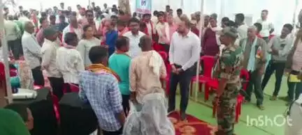 राजनांदगांव: कुमरदा तहसील कार्यालय में राजस्व शिविर का आयोजन किया गया, कलेक्टर और विभिन्न अधिकारी कर्मचारी रहे मौजूद