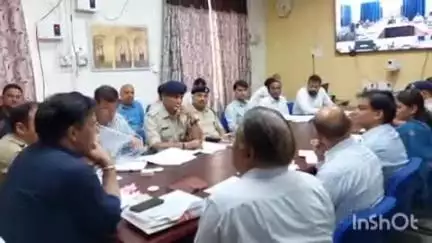 टोंक: कलेक्ट्रेट वीसी कक्ष में कार्यवाहक जिला कलेक्टर जितेंद्र सोनी ने विभिन्न योजनाओं और कार्यों की की समीक्षा