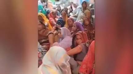 कोल: अलीगढ़ में दर्दनाक सड़क हादसा, फैक्ट्री से लौट रहे दो दोस्तों को बस ने मारी टक्कर, मौत