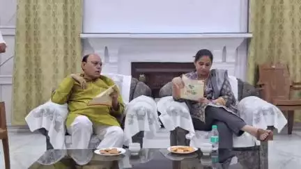 सागर: खाद बीज की उपलब्धता सुनिश्चित कराने के लिए नरयावली विधायक ने विभागीय अधिकारियों के साथ की बैठक