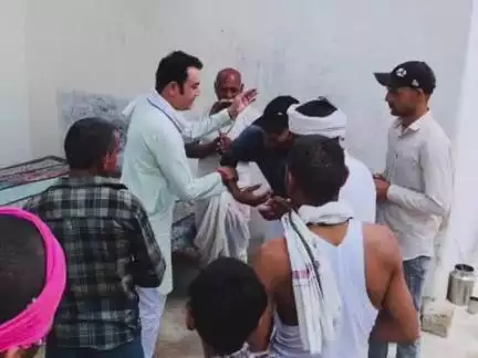 निवाड़ी: पृथ्वीपुर विधायक नितेंद्र सिंह ने बिहारीपुरा समेत कई गांवों का भ्रमण किया, लोगों के सुख-दुख में हुए शामिल
