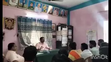 ఆలూరు: హాలహర్విలో రేషన్ పంపిణీలో ఎలాంటి ఫిర్యాదులు రాకుండా చూడాలి: తహసీల్దార్ లక్ష్మీ నారాయణ
