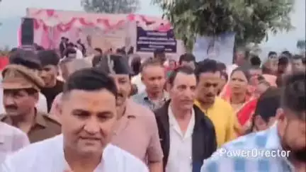 रामगढ़: भारतीय पशु चिकित्सा अनुसंधान संस्थान मुक्तेश्वर ने ग्राम-सभा गहना में कृषि संकल्प अभियान का आयोजन किया