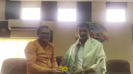 भंडारा: आमदार नरेंद्र भोंडेकर यांनी भंडारा नगर परिषद येथे शहरातील समस्या व विकास कामांचा घेतला आढावा