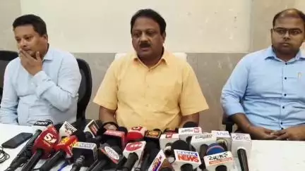 ଭଦ୍ରକ ଗ୍ରାମାଞ୍ଚଳ: ଆସନ୍ତା କାଲି ବିଶ୍ୱ ରକ୍ତଦାତା ଦିବସରେମେଗା ରକ୍ତଦାନ ଶିବିରଭଦ୍ରକମୁଖ୍ୟଚିକିତ୍ସାଳୟରେଅନୁଷ୍ଠିତ ହେବା ନେଇ ଜିଲ୍ଲାପାଳଙ୍କସାମ୍ୱାଦିକସମ୍ମିଳନୀ