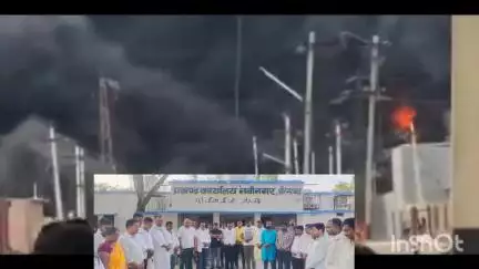 नबीनगर: प्रखंड कार्यालय परिसर में अहमदाबाद विमान हादसे के मृतकों को श्रद्धांजलि दी गई