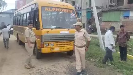ముధోల్: భైంసాలో ముమ్మరంగా ప్రైవేట్ స్కూల్ బస్సుల తనిఖీలు...