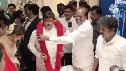 ఏలూరు విచ్చేసిన సినీ నటుడు బాలకృష్ణ ను ఘనంగా సత్కరించిన ఏలూరు ఎమ్మెల్యే బడేటి చంటి