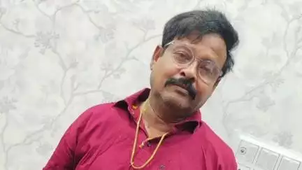 झांसी: नारायण बाग के पास झोपड़ी में मिली दुकानदार की लाश, 24 घंटे से लापता, बेटे ने कहा- पिता की हत्या कर चेहरा बिगाड़ा गया