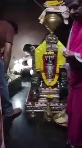 ముక్తేశ్వరం క్షణముక్తేశ్వర స్వామి వారి ఆలయంలో దొంగతనం