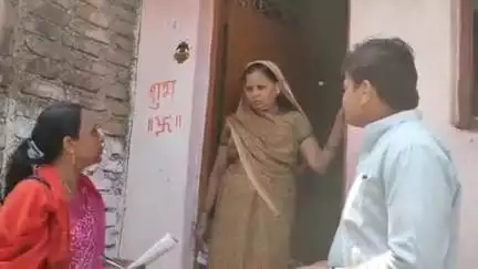 शाजापुर: उल्लास नवभारत साक्षरता अभियान के तहत शिक्षकों ने महूपुरा क्षेत्र में घर-घर पहुंचकर किया सर्वे