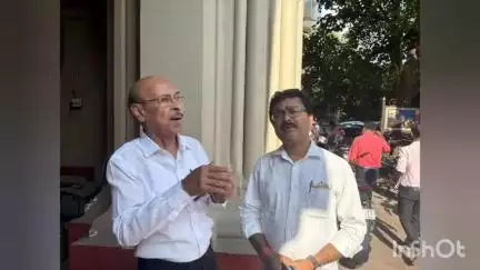 আলিপুরদুয়ার ১: প্যারেড গ্রাউন্ডের সমস্যা নিয়ে কলকাতায় বিশিষ্ট পরিবেশবিদ সুভাষ দত্তের সঙ্গে সাক্ষাৎ করলেন আলিপুরদুয়ারের বিধায়ক